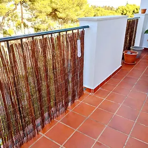 https://piso-en-atalaya-con-garaje-muy-cerca-de-la-playa.es-andalucia.com